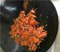 色味俱佳的胡萝卜炒肉丝做法图解6)