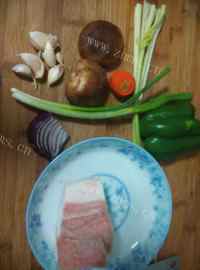 私房美食干烧鲤鱼少油版做法图解2)