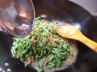 家常菜肉丝炒豇豆做法图解9)
