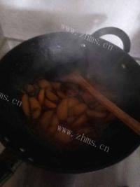 可口的红烧土豆做法图解4)