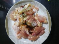 自制香烤鸡肉串做法图解7)