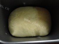 简易的蓝莓果酱面包做法图解9)