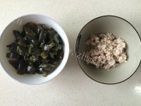 美味营养的皮蛋瘦肉粥做法图解5)