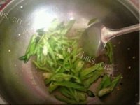 家常菜蒜炒空心菜做法图解4)