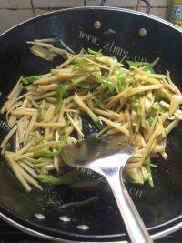 家常菜青椒土豆丝