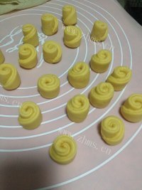 珍馐美味的金钱卷做法图解10)
