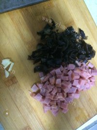 美味的烩麻食做法图解2)