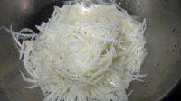 色味俱佳的炝拌土豆丝做法图解5)