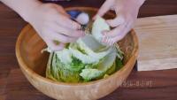 自制韩式辣白菜做法图解1)
