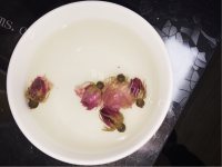 营养丰富的玫瑰花茶做法图解4)