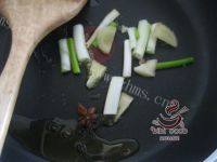 自制猪肉丸子汤做法图解8)