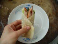 舌尖2美食 烤鸭卷饼做法图解16)