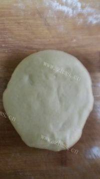 蜂蜜脆底小面包自制做法图解9)
