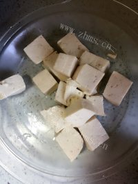 美味的泡菜锅做法图解3)