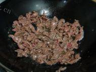 小炒牛肉做法图解4)
