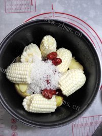 甜糯的苹果枣糯玉米做法图解6)
