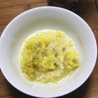 可口的葱油白切鸡做法图解9)