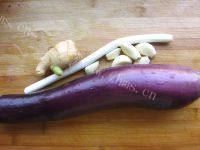 红烧茄子（家常菜）做法图解1)