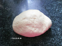 美味的粤式叉烧包做法图解14)