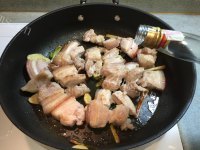 上海红烧肉做法图解9)