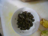 好吃的茶叶虾做法图解8)