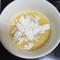 自制苹果鸡蛋饼做法图解7)