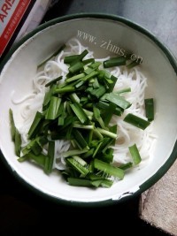 垂涎欲滴的小锅米线做法图解2)