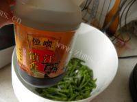 家常菜麻汁豆角做法图解4)