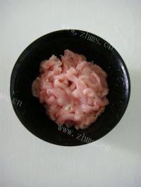 下饭的蒜薹炒肉丝做法图解2)