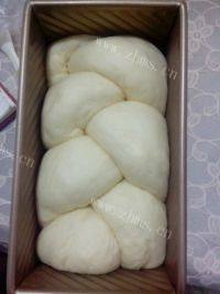 自制炼奶吐司做法图解12)