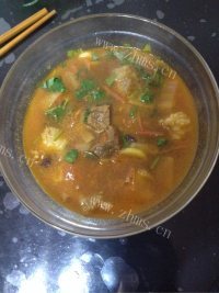 美味的牛肉炖柿子