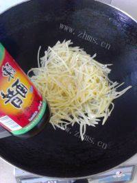 「美味可口」醋溜土豆丝做法图解5)