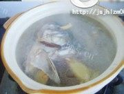 沙锅鱼头汤做法图解3)