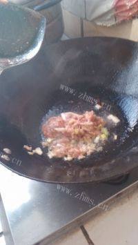 家常菜肉末油条做法图解5)