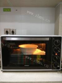 DIY牛奶土司做法图解6)
