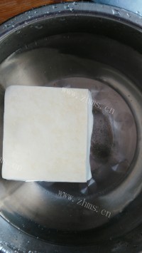 家常菜蒜香豆腐做法图解1)