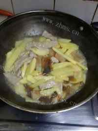 垂涎欲滴的土豆炒肉片做法图解12)