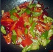香辣的辣子鸡块做法图解8)