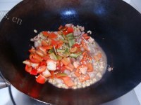 美味绿豆炒五花肉做法图解7)