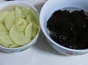 美味的土豆海带汤做法图解1)