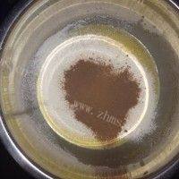 自制可可蛋糕卷做法图解7)