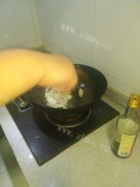 家常菜肉片杏鲍菇做法图解6)