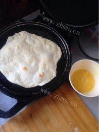 自己做的香酥鸡蛋灌饼做法图解5)