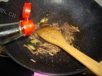口感极佳的肉炒双丝做法图解9)