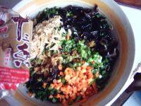 「老爸下厨」韭菜鸡蛋饼做法图解4)