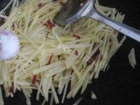 「美味可口」酸辣土豆丝做法图解6)