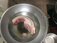 家常菜双椒炒肉做法图解3)