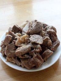在家做的红烧牛肉做法图解5)