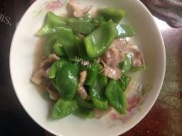 家常菜青椒炒猪肉
