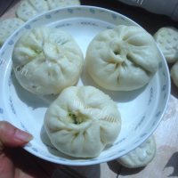 自制三鲜素包子做法图解12)